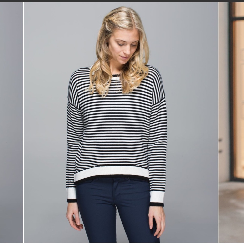 lululemon athletica Striped Crew Neck Sweater - Black & White